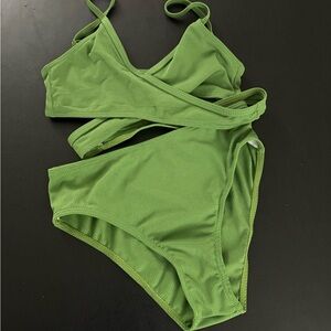 Girls Green Ribbed Bikini Set 9-10Y NWOT